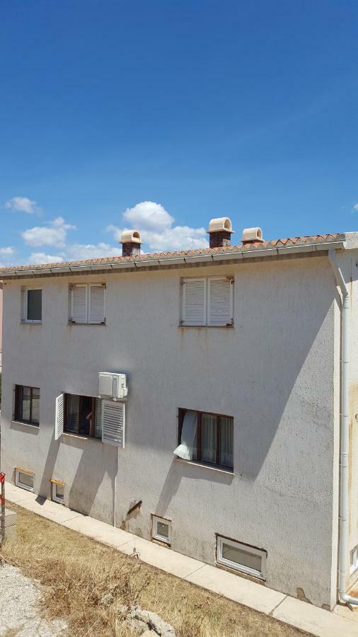 Apartment Perka 1 パグ エクステリア 写真
